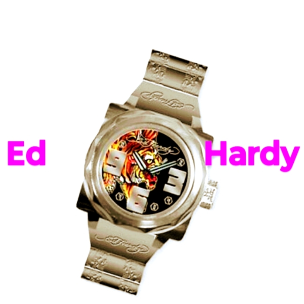 Great condition Men's ED Hardy working watch. With box in fair